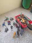 Vendo animais e figuras, robot, bonecos