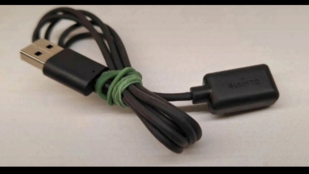 Oryginalna ładowarka / kabel USB Suunto 9 / Spartan