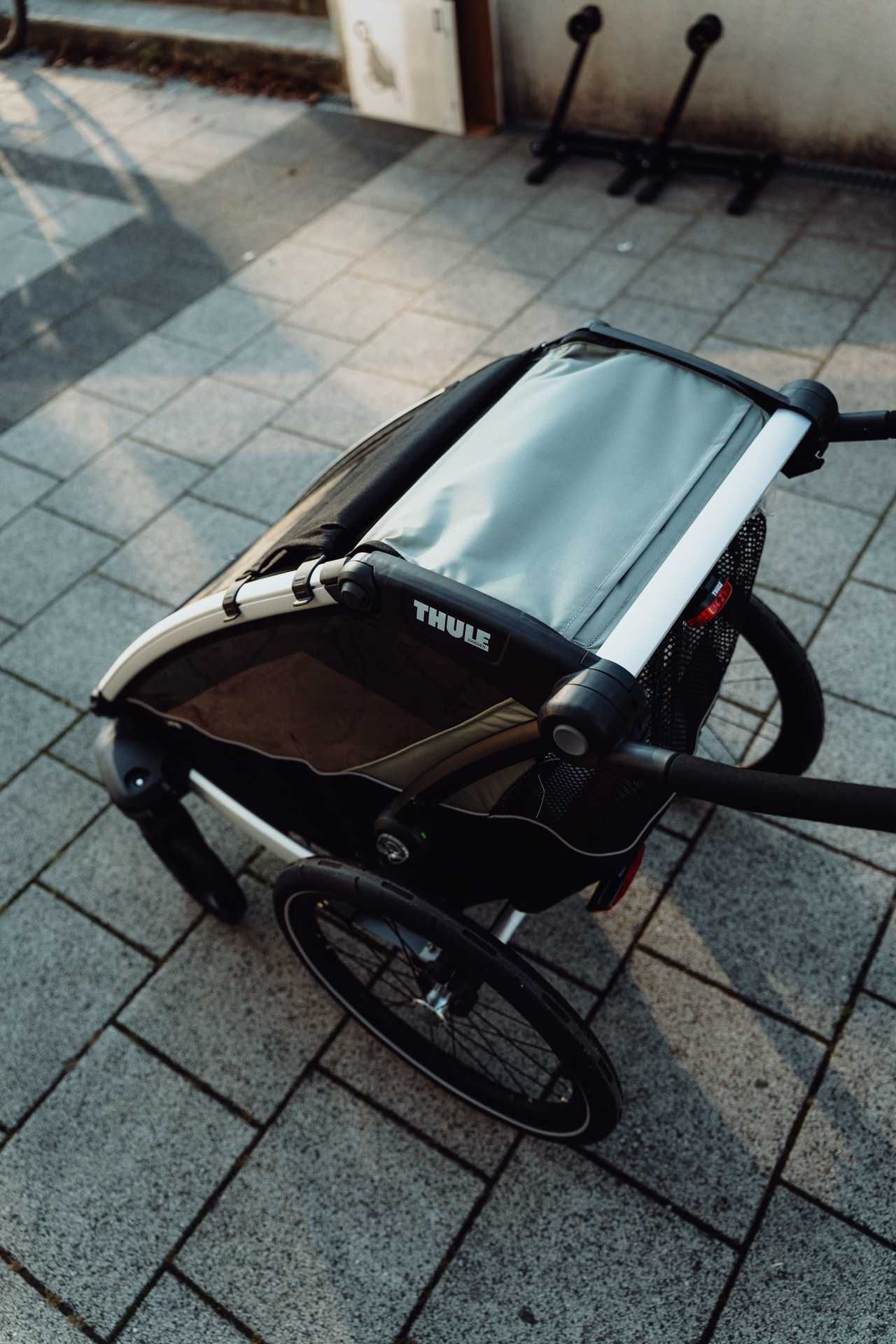 Przyczepka rowerowa, pojedyncza lub podwójna  Thule Chariot Lite