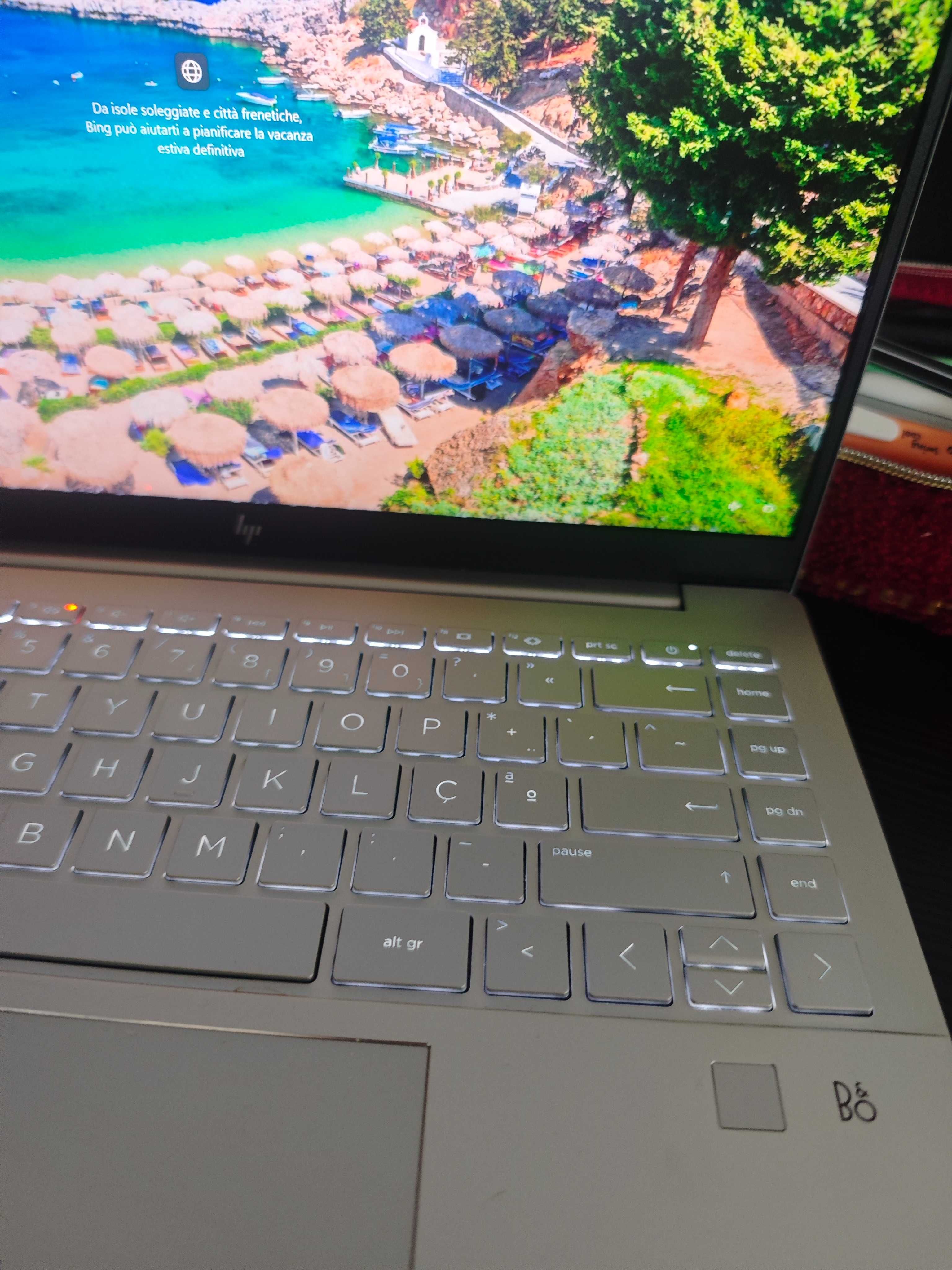 HP Pavilion Plus 14-eh1004np – i5-1340P / 16GB / 512GB SSD – Como Novo