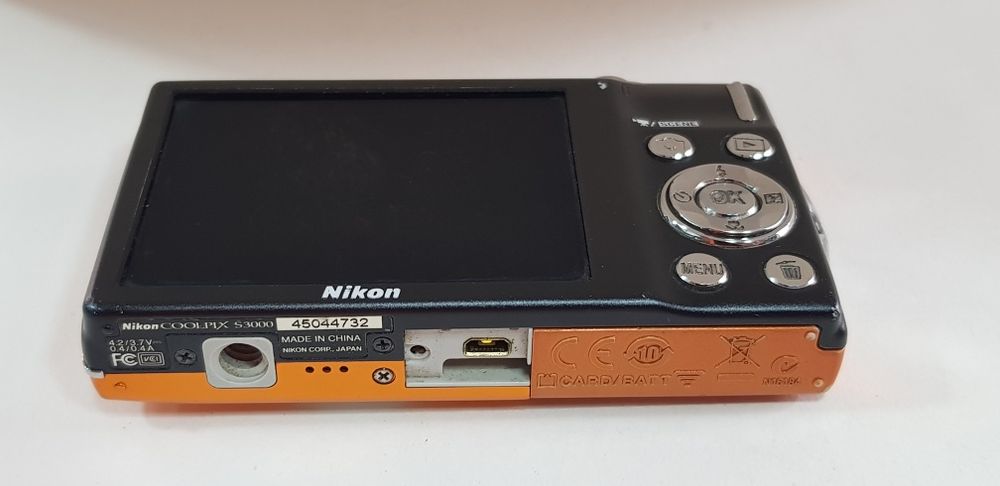 Фотоапарат Nikon Coolpix S3000