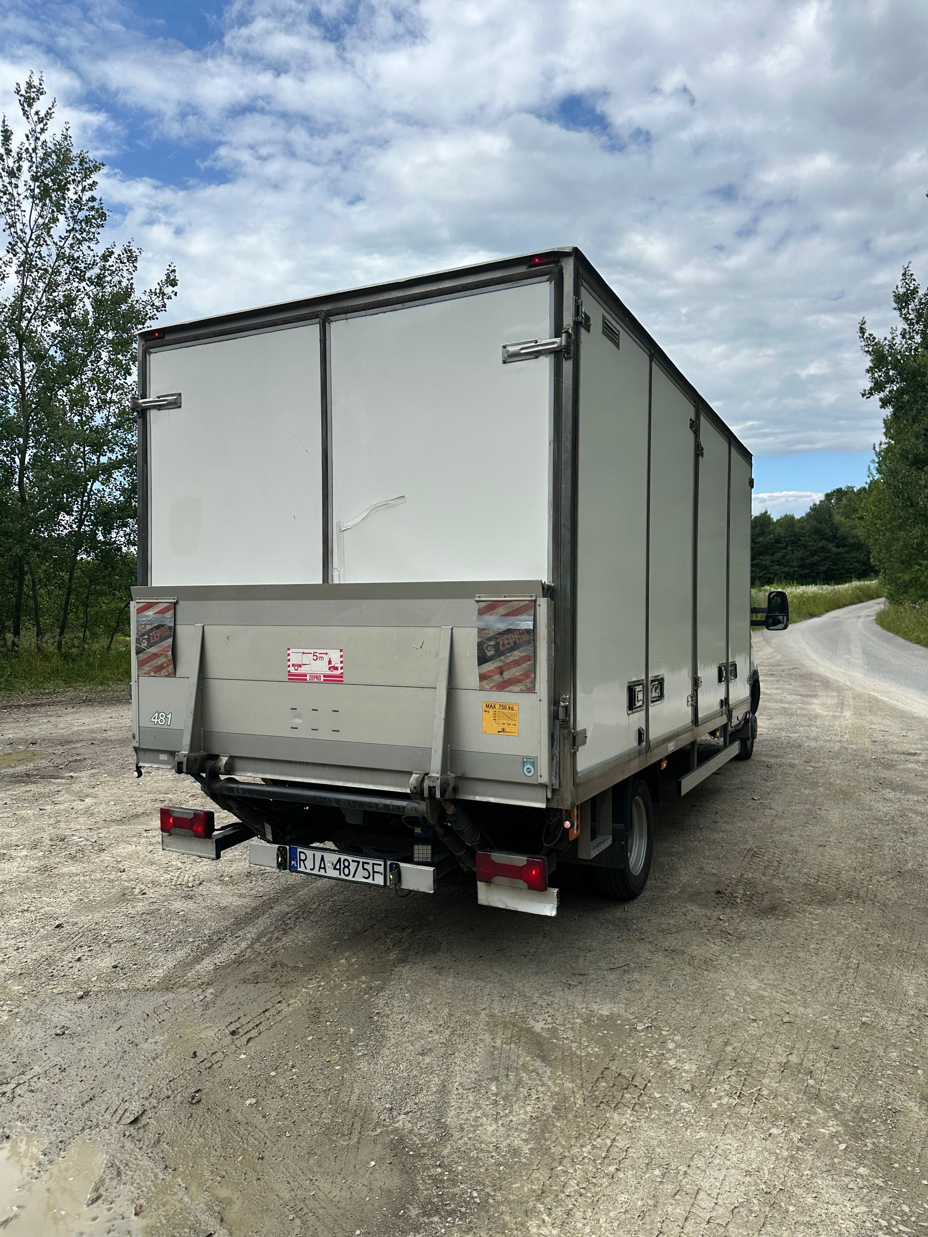 Iveco Daily 50c15 chłodnia winda