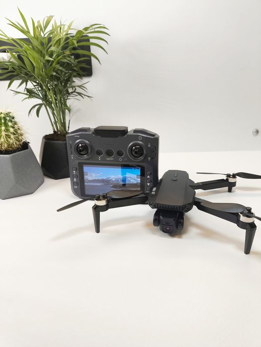 Дрон Huawei A888, великий екран