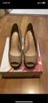 Sapatos salto alto