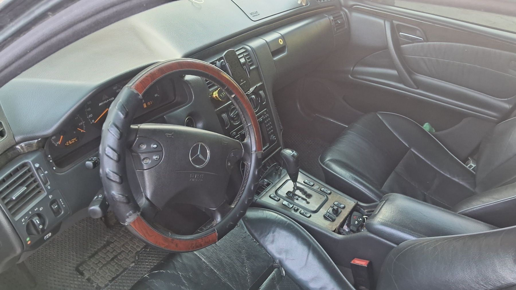 mercedes-benz w210