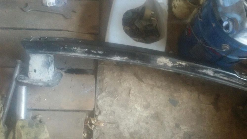 Усилитель заднего бампера Ford Kuga