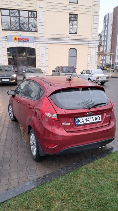 Ford Fiesta 1,6 автомат