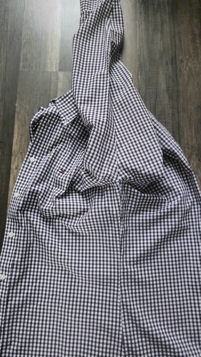 świetna koszula Tommy Hilfiger jak nowa
