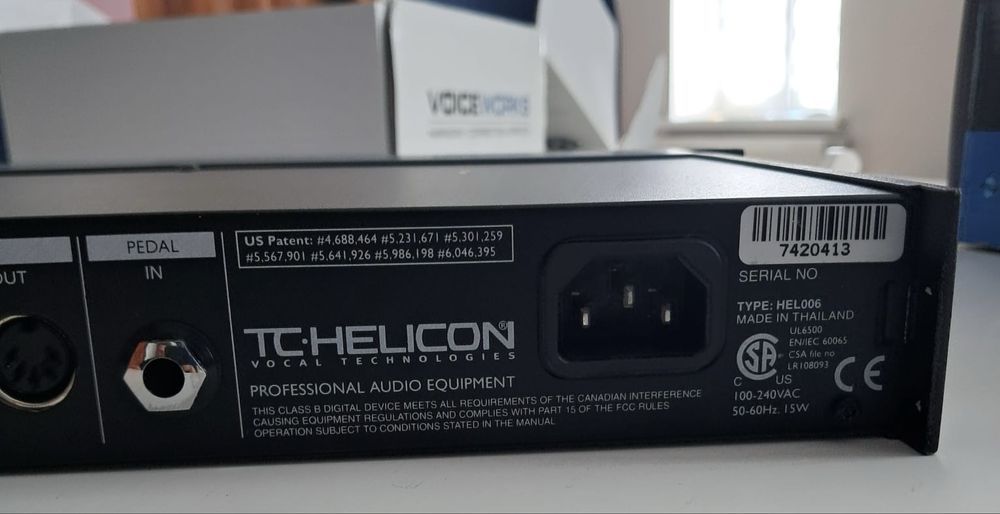 TC Helicon VoiceWorks Mic Preamp + Effect Processor