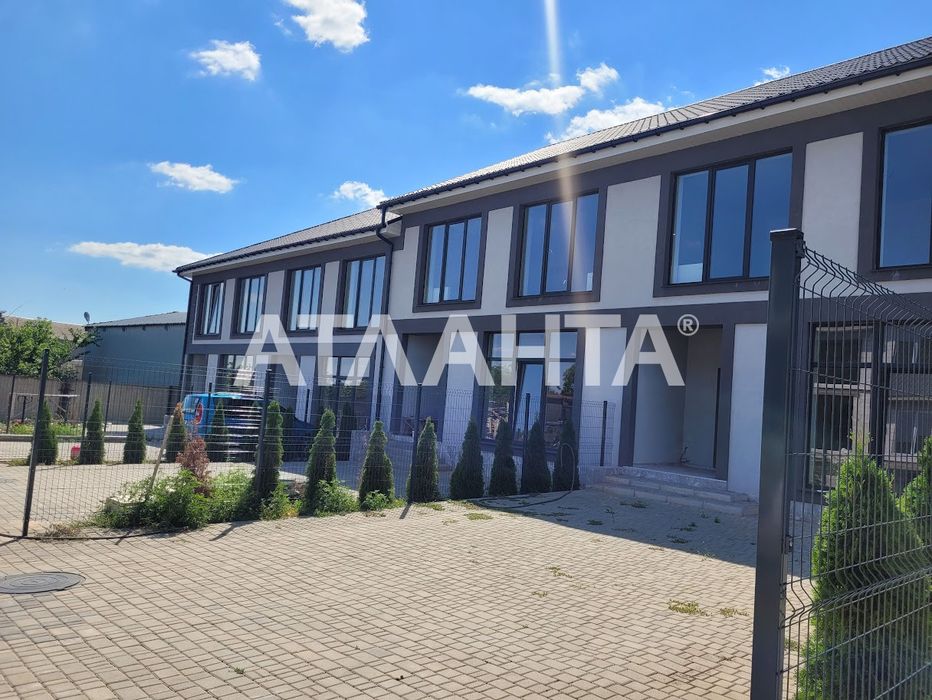 Сучасний будинок замість квартири - таухаус у с. Великий Дальник