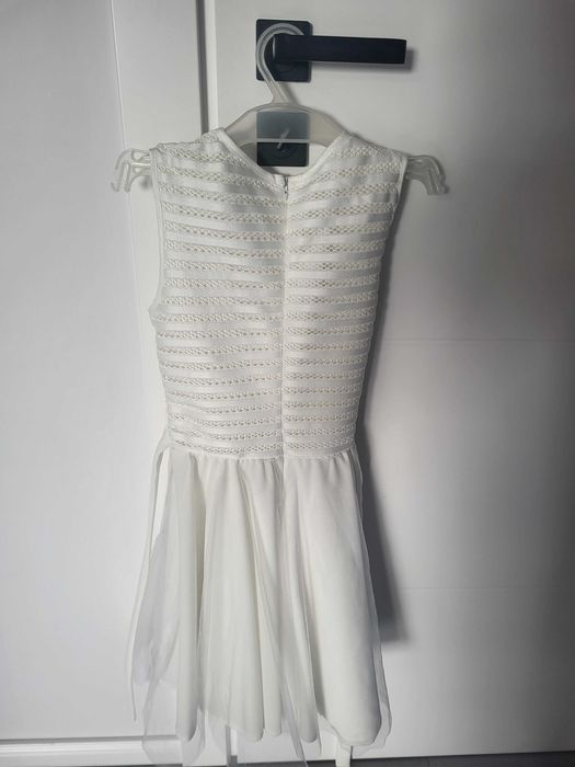 Sukienka dla dziewczynki biała 134