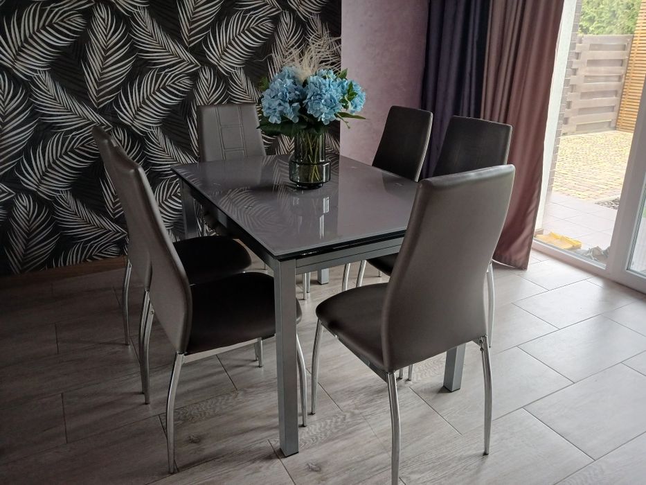 Кухонный стол +стулья