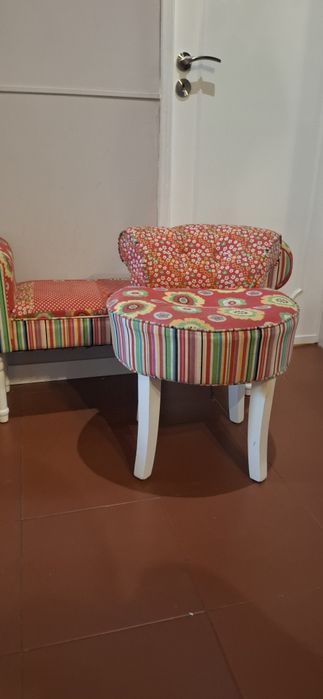 Conjunto banco e banqueta
