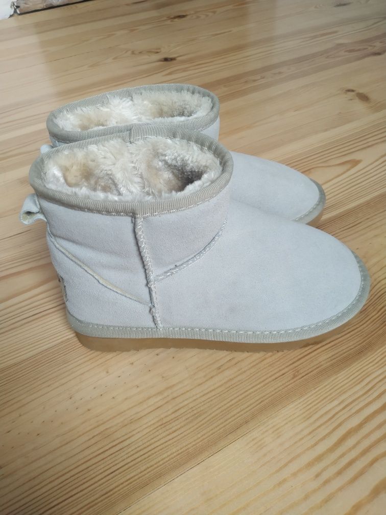 UGG Australia детские