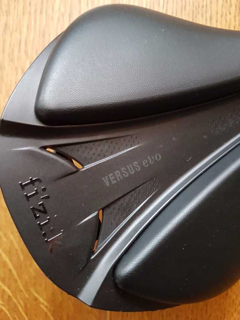 NOWE Siodełko Fizik Antares Versus Evo R5