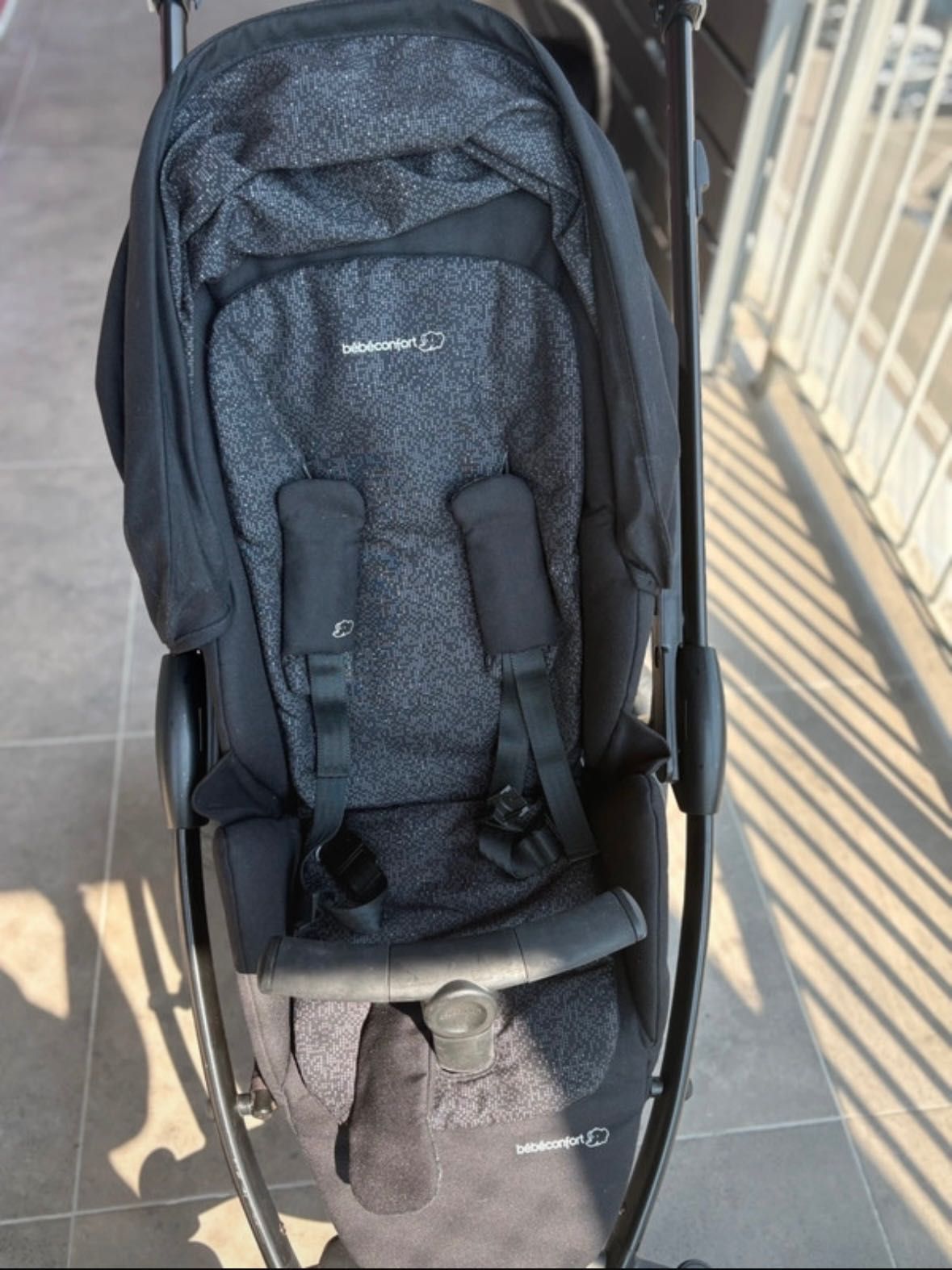 Carrinho bebé conforte com isofix