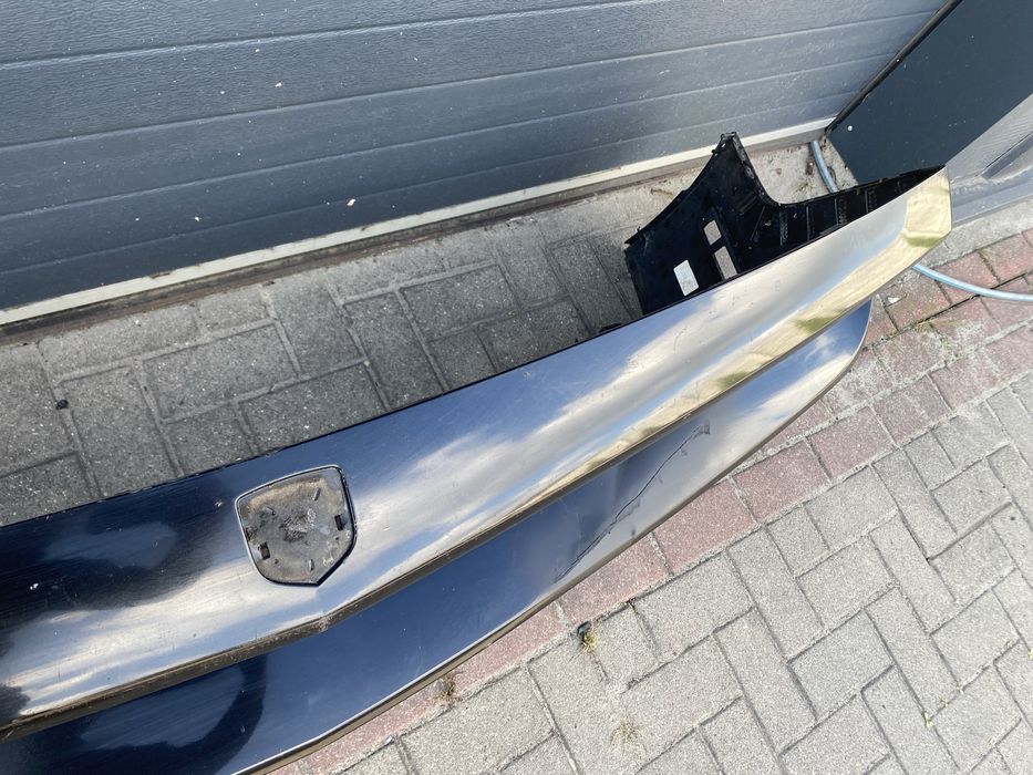 Dodge challenger mopar 10 zdezak przedni