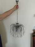 Candeeiro de tecto metal cromado e gotas de vidro