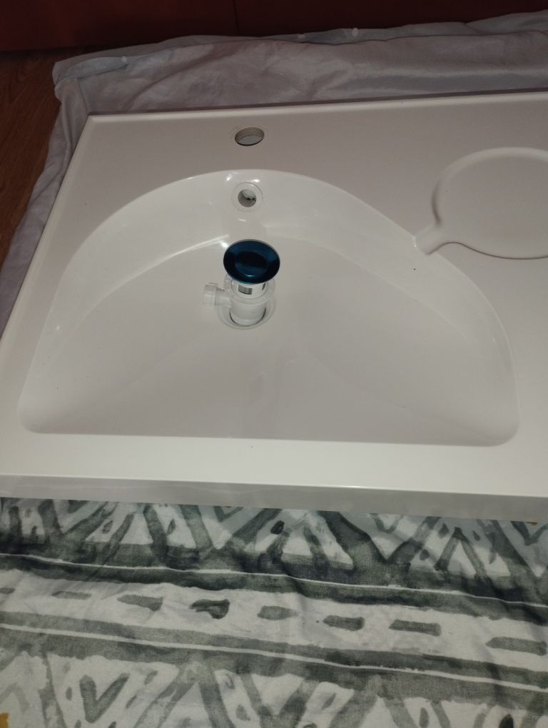 Lavatório branco Duplo
