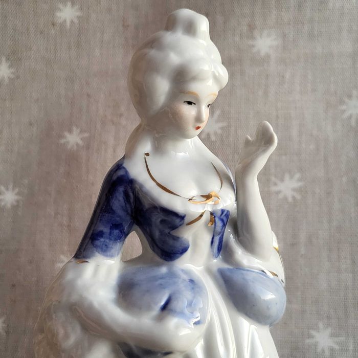 Дама Германия, фарфор