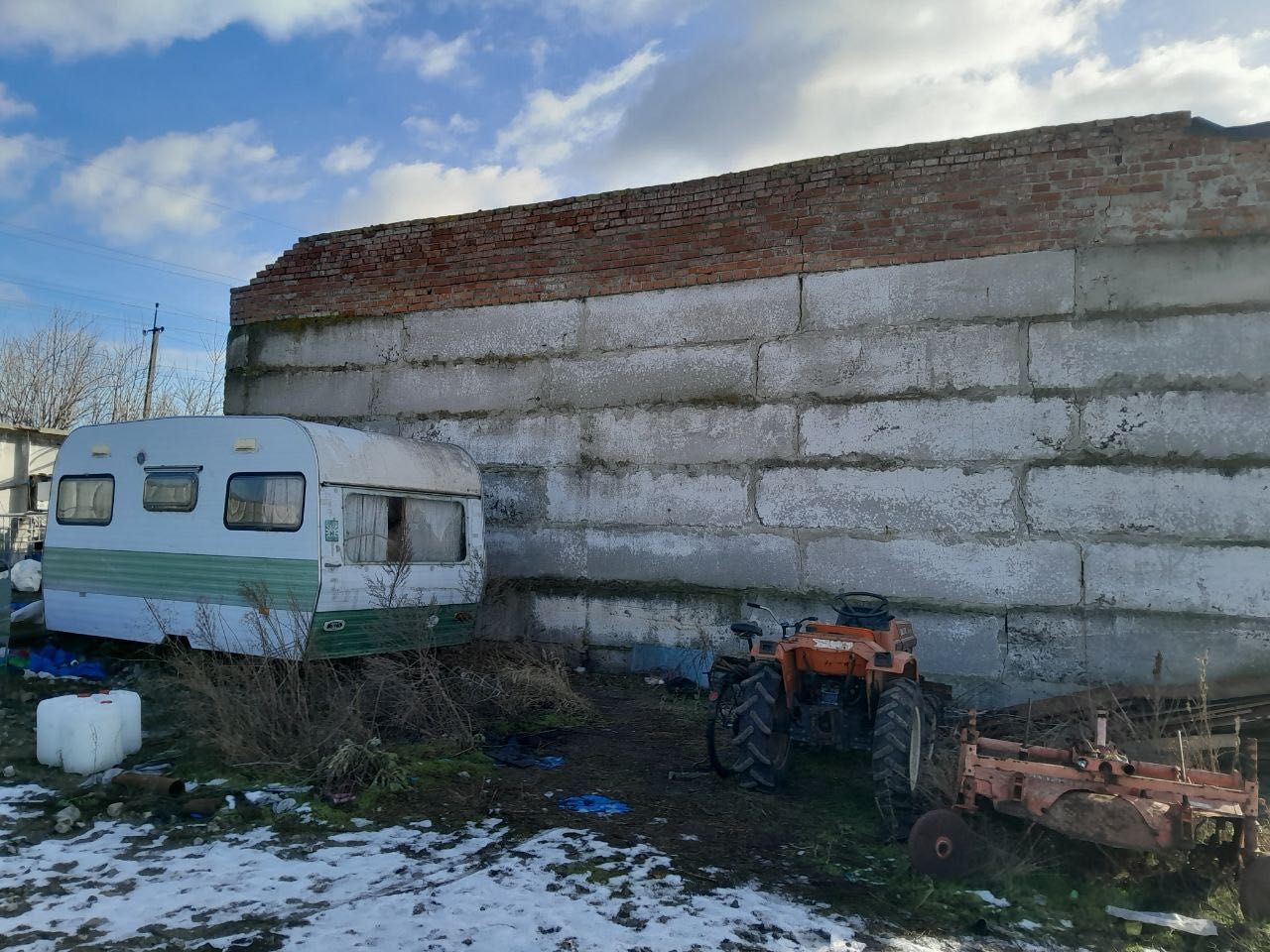 Виробнича база у Підгородньому