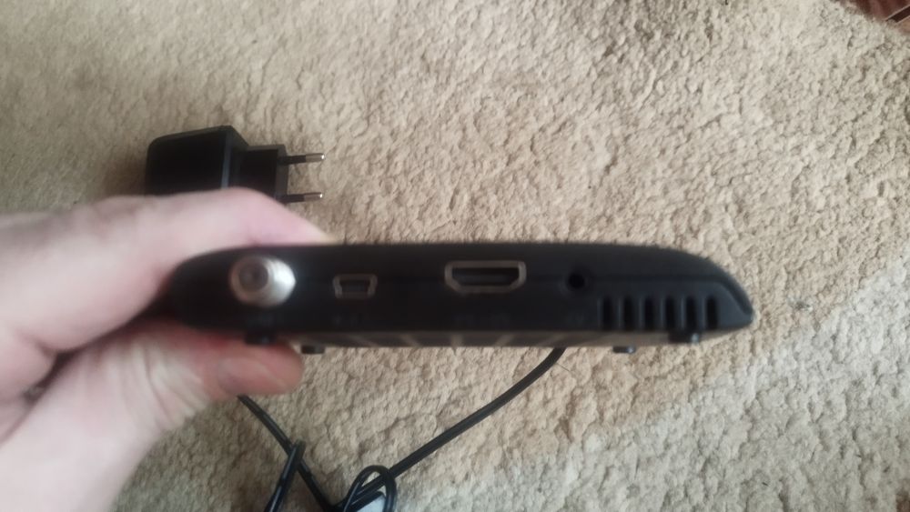 Ресивер.Тюнер для спутниковой антены