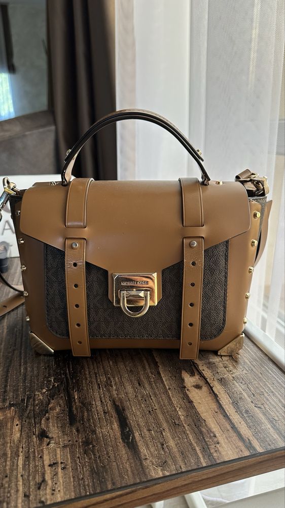 Сумка Michael Kors manhattan