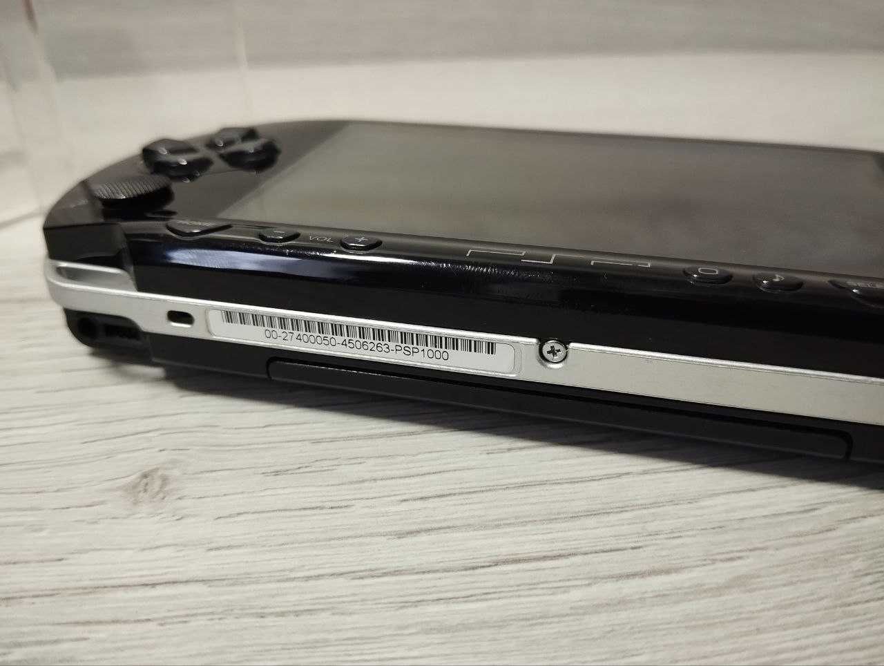 PSP Sony PlayStation Portable (чорний колір) 32GB+40 Ігор
