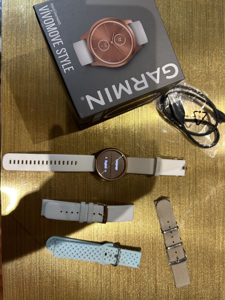 Zegarek Garmin Vivomove Style Smartwatch różowy super stan komplet