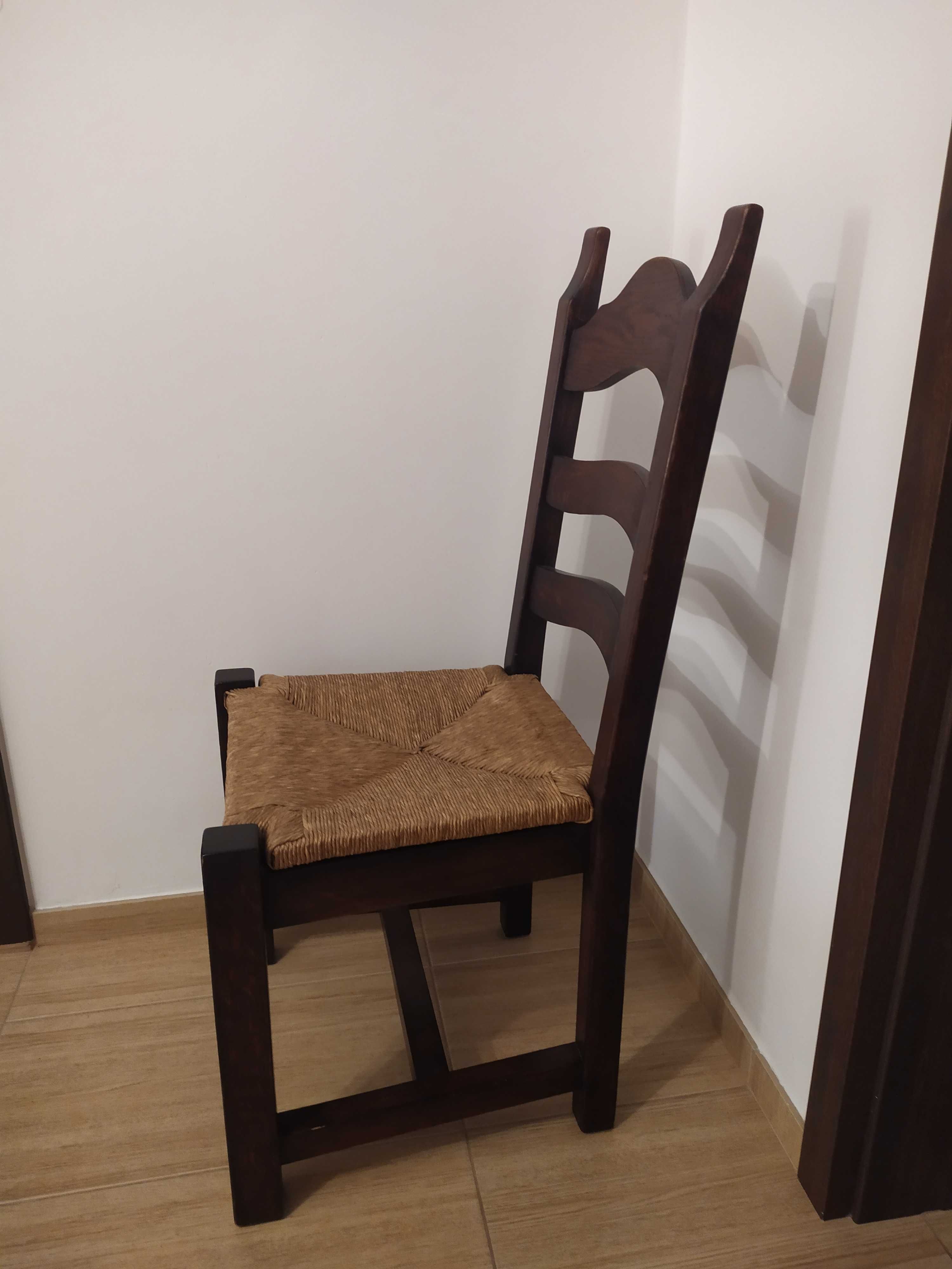 krzesła dębowe z ratanem
