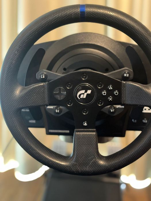 Thrustmaster T300RSGTEdition + NextLevelRacingGT LiteCockpit (Funchal)