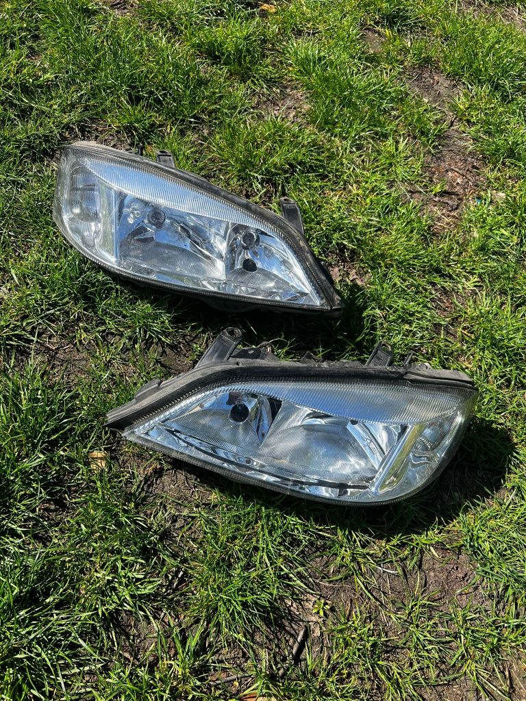 Opel Astra II G Lampa przód lampy zestaw x2