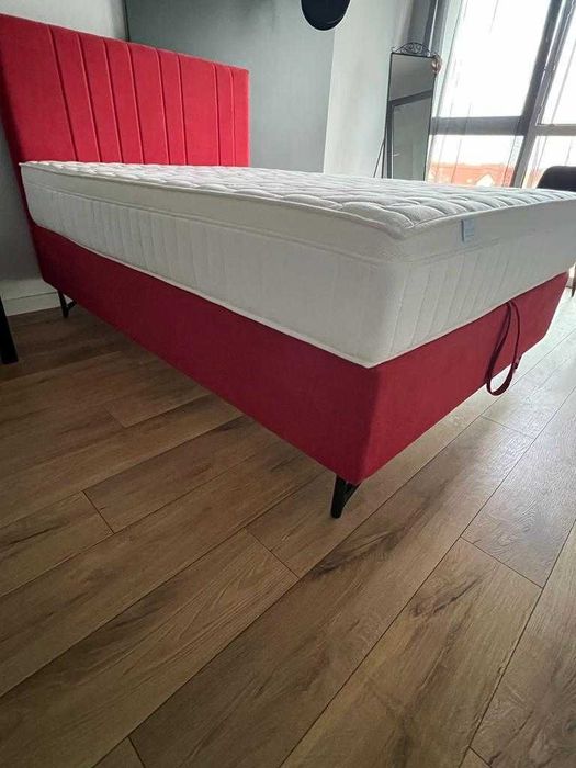 Łóżko kontynentalne JMB Design z materacem i pojemnikiem na pościel