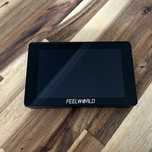 Monitor podglądowy Feelworld F6 Plus + HDMI