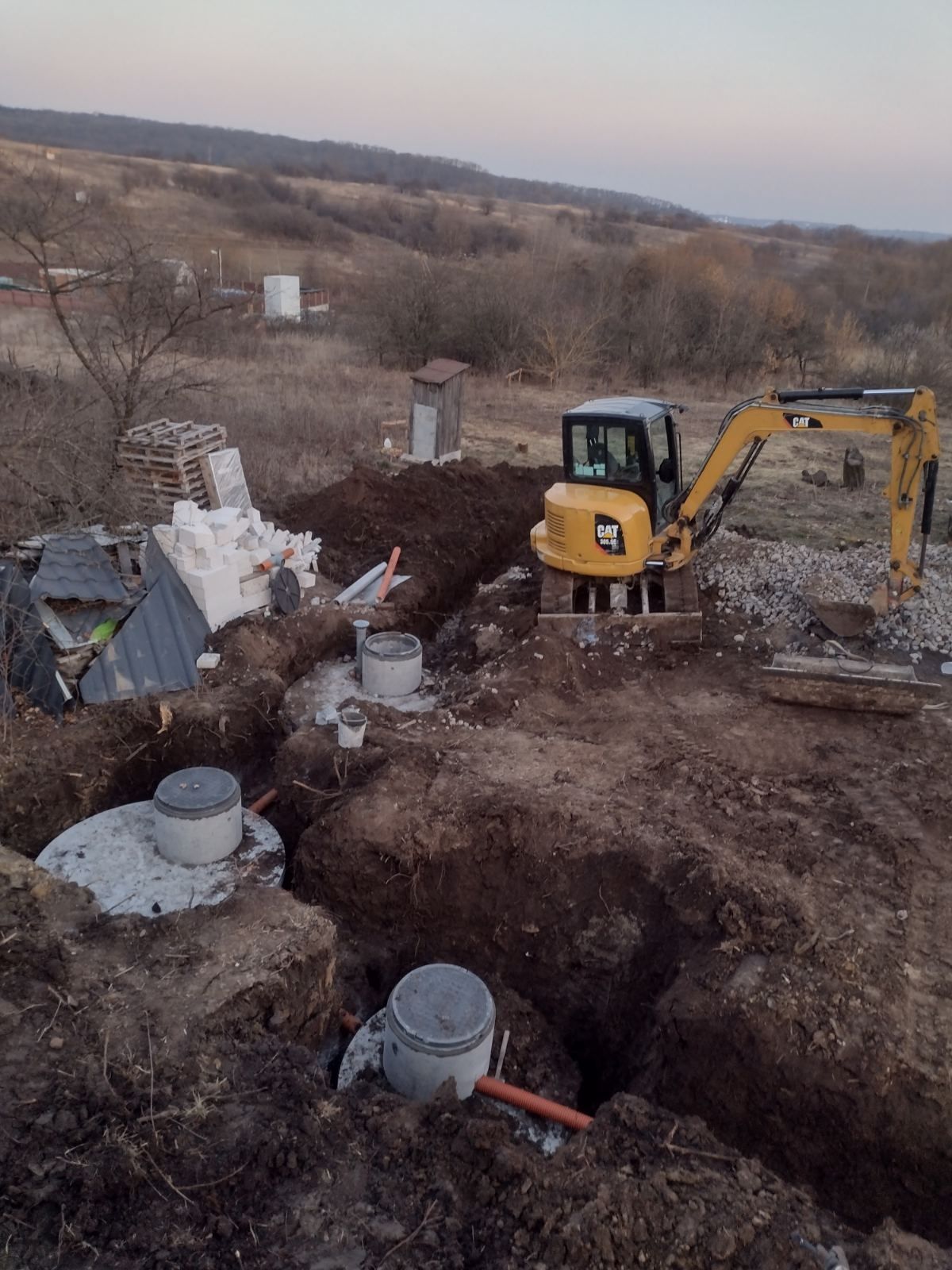 Будівництво септика з бетонних яєць під ключ місто Хмельницький