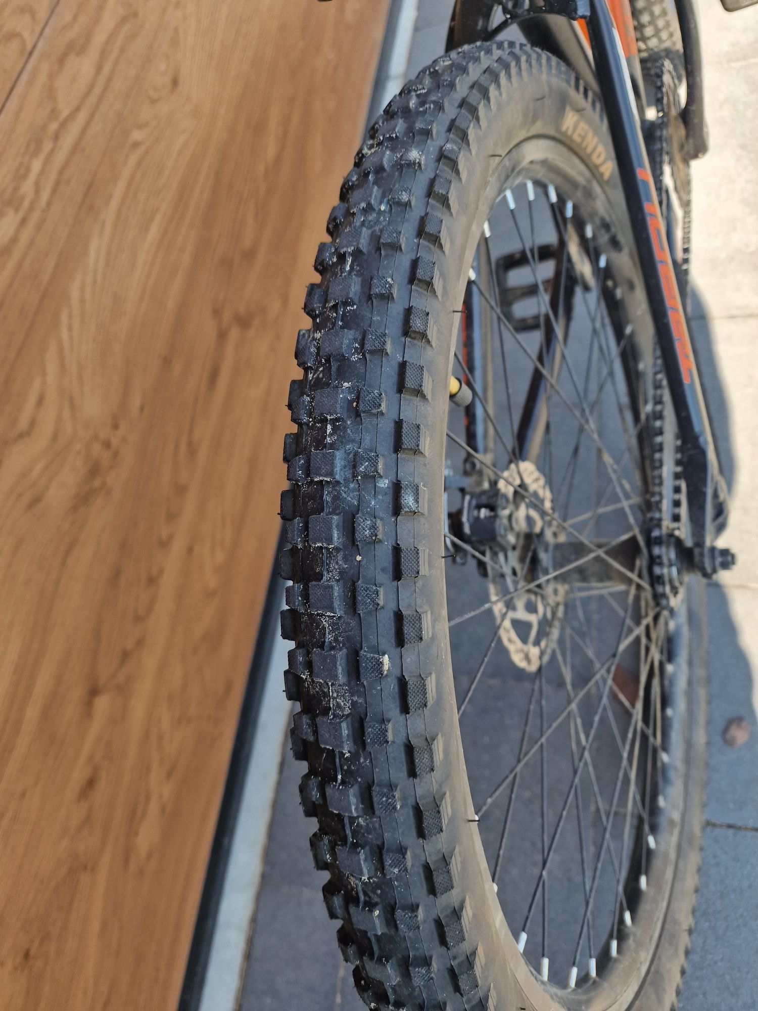 Rower DIRT MTB Tabou 26 Tabspin 1.0 black/orange