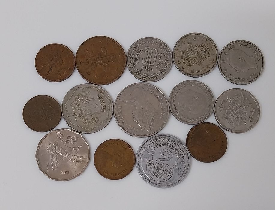 Lote de 14 moedas vários países