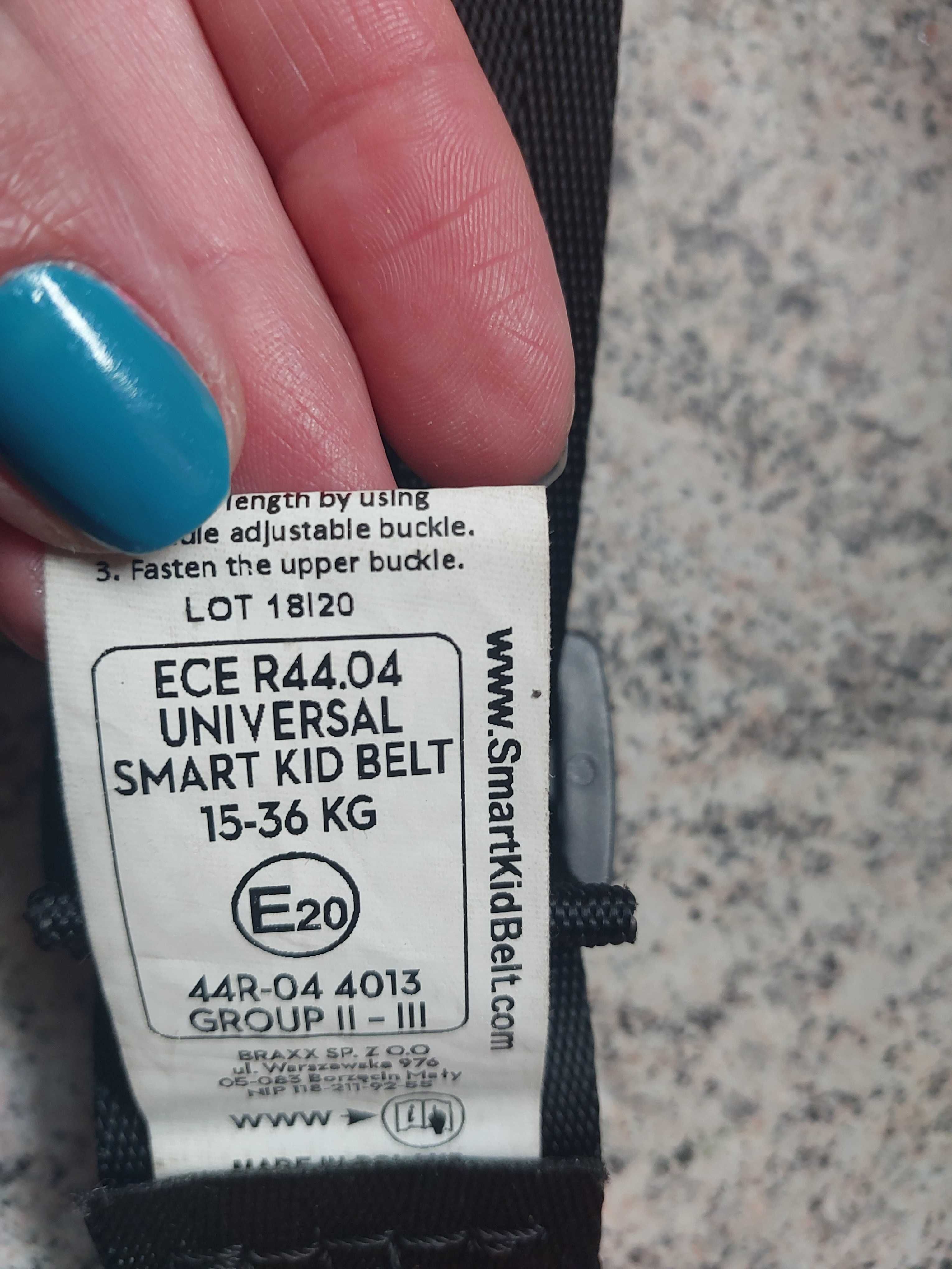 Pas bezpieczeństwa do auta dla dziecka