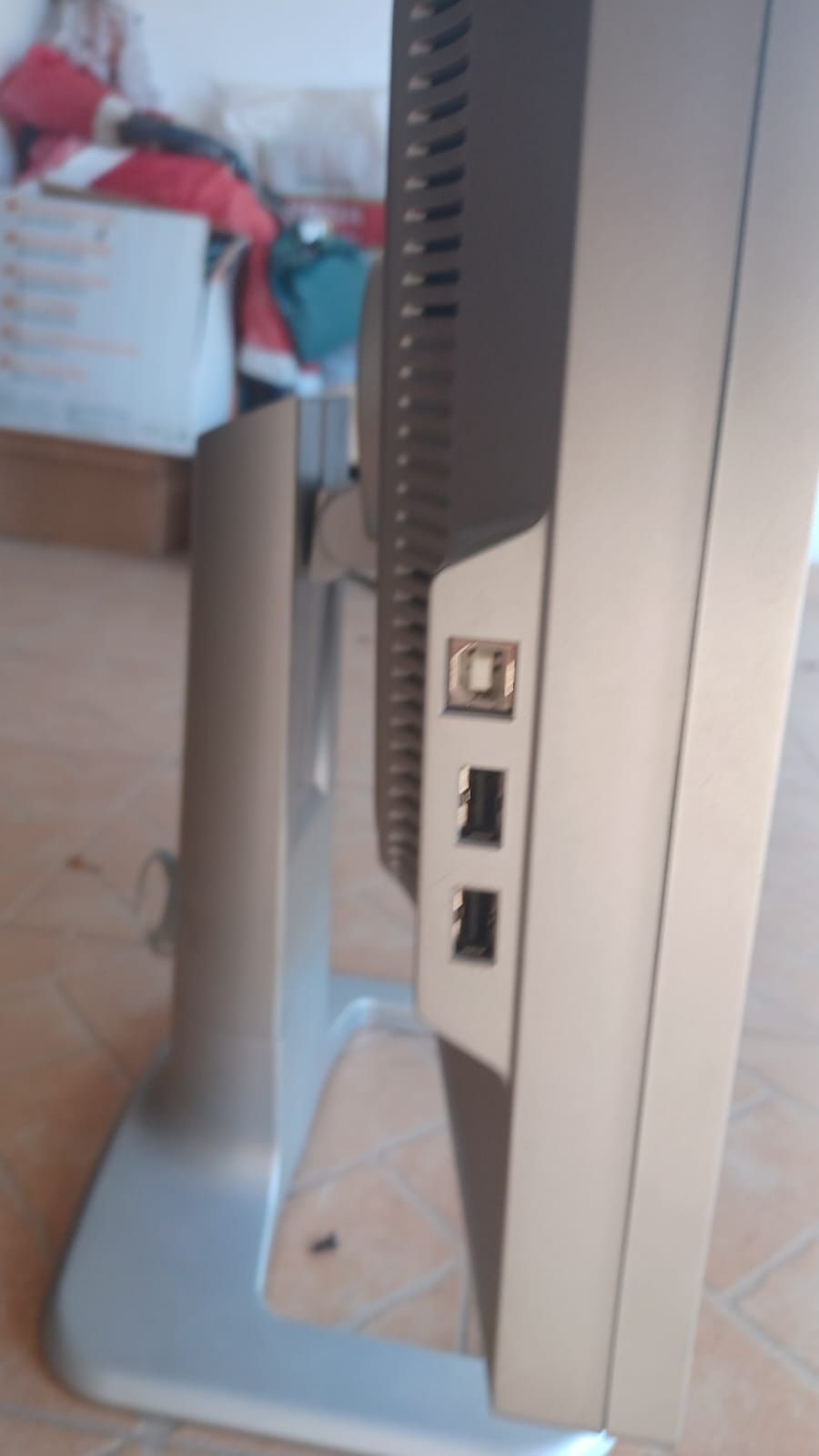 Ecrã computador 24 polegadas