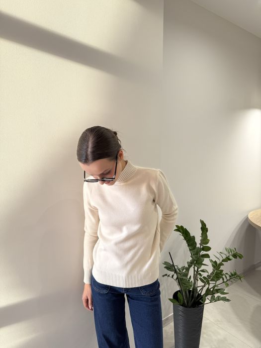 Молочна трикотажна кофта Solmar, котонова, з комірцем, базова, xs-s