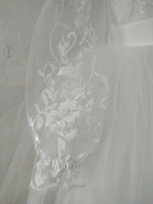 Плаття білосніжне на дівчинку 8-10 рочки. Сукня біла на Новий рік 8-10