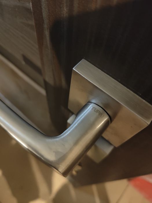 Drzwi wewnętrzne polskone 80x200