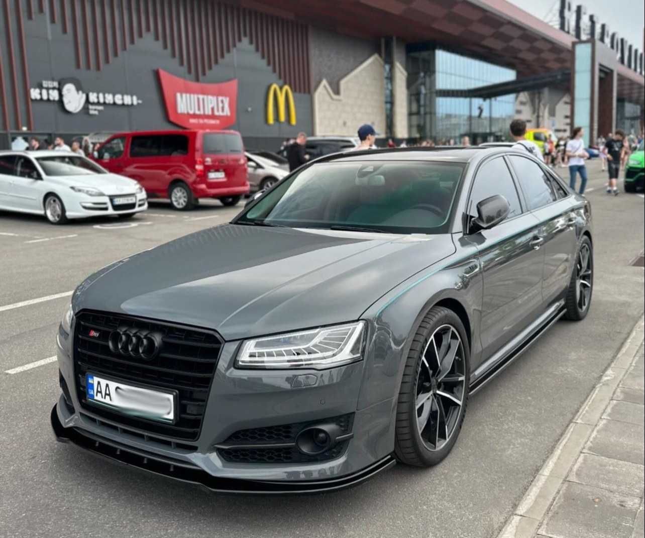 Губа Audi S8 D4 рест (14-18) сплиттер юбка обвес (Maxton)