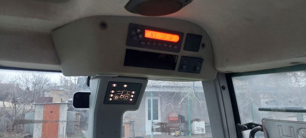 Claas Axion 830  2007 год
