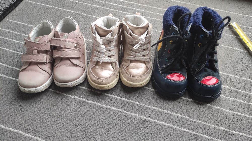 Zestaw butów dla dziewczynki rozmiar 23