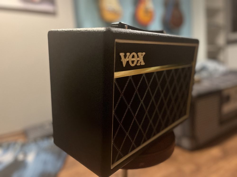 VOX Pathfinder 10 bass