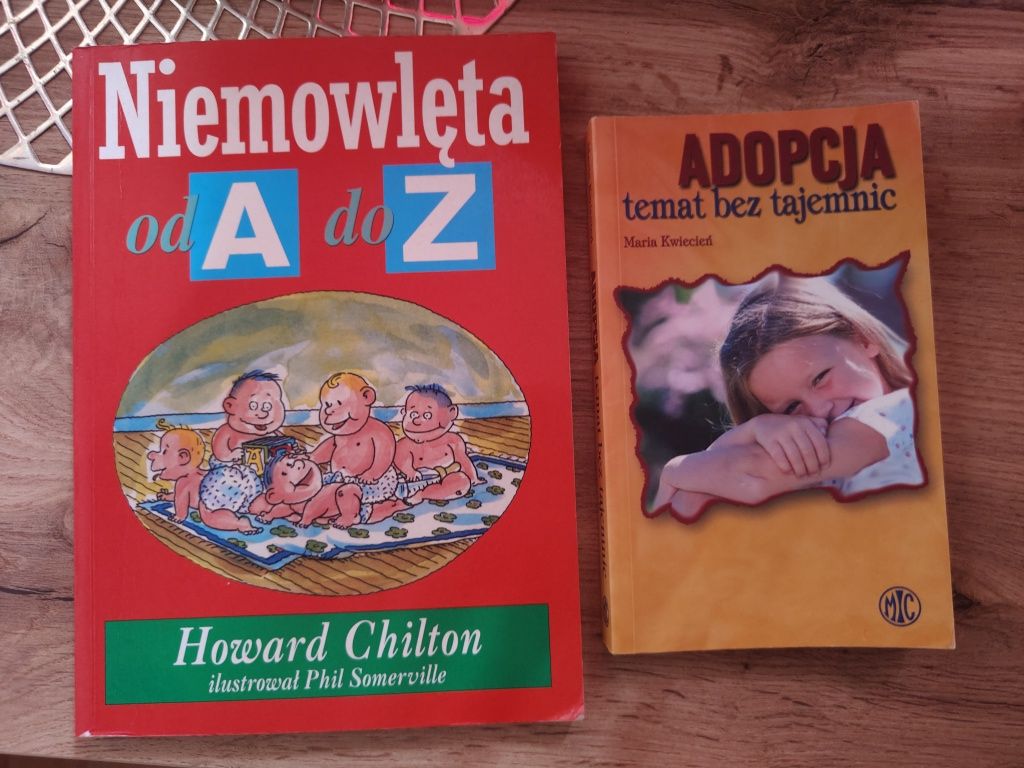 Książki Adopcja bez tajemnic oraz Niemowlęta od A do Z MC Rebis