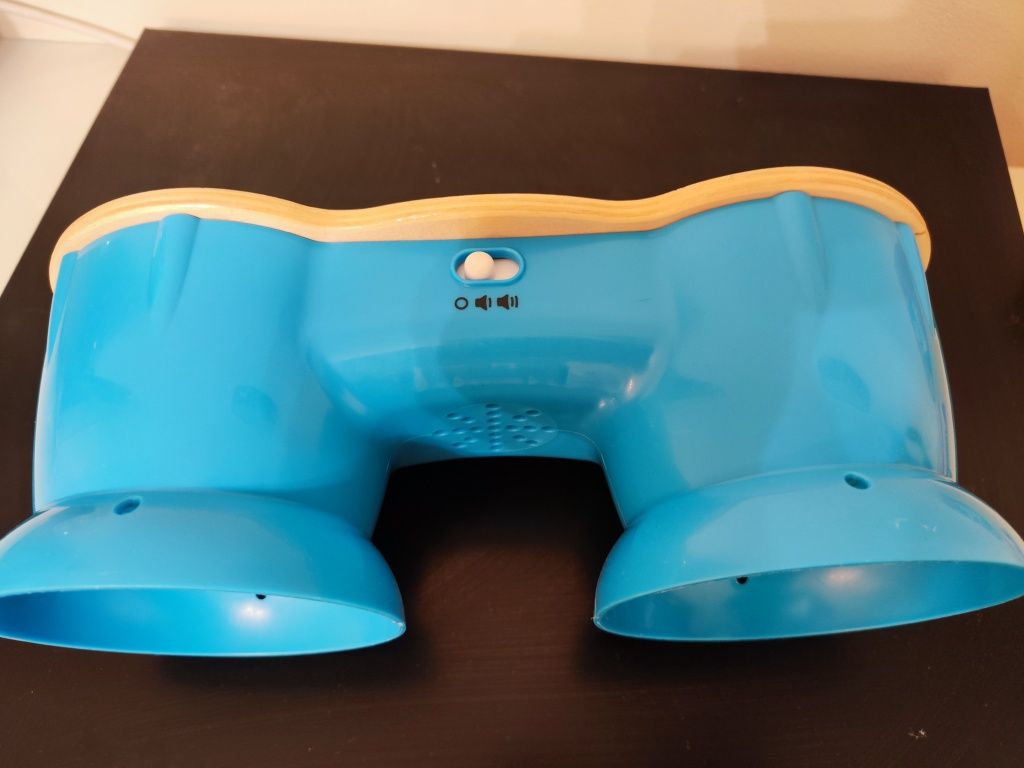 Brinquedo musical para bebé