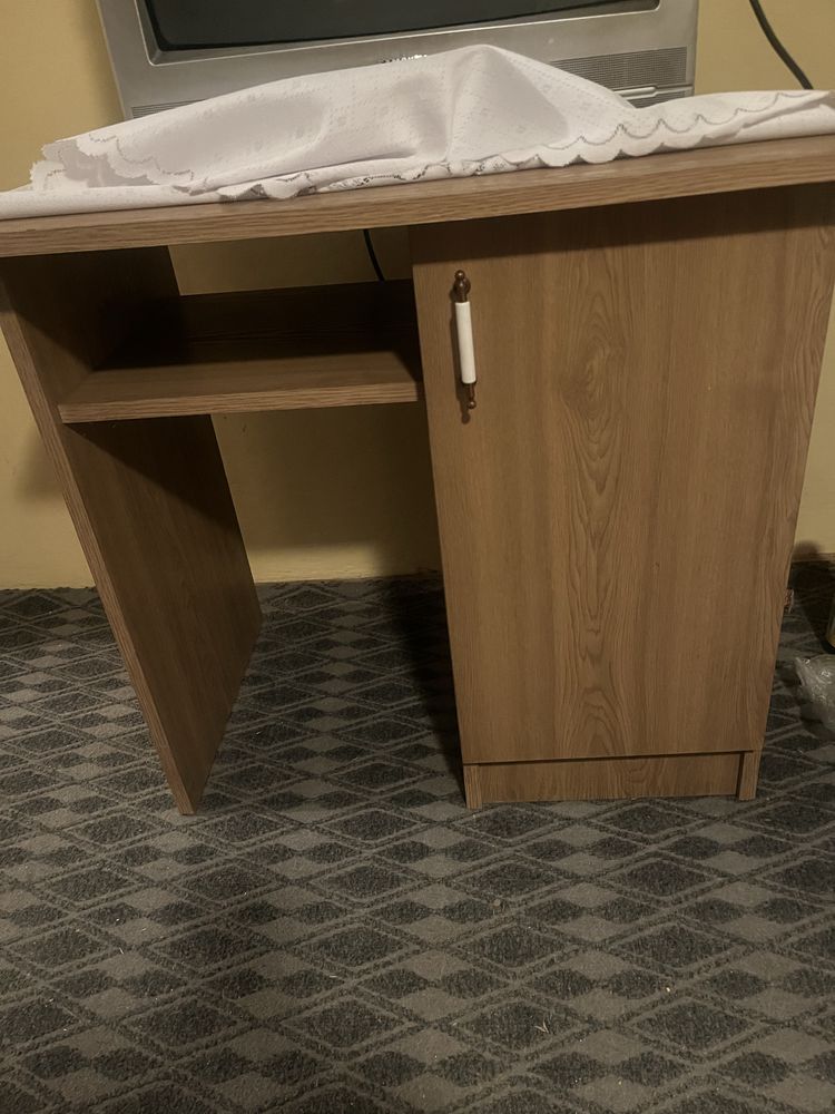 Sprzedam szafke pod telewizor/biurko