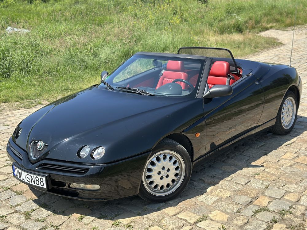 Alfa Romek Spider 916 2.0 T. Spark
